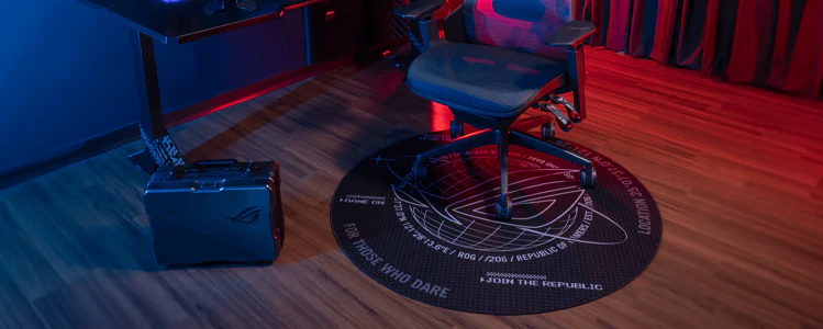 ASUS ROG Cosmic Mat på gulv