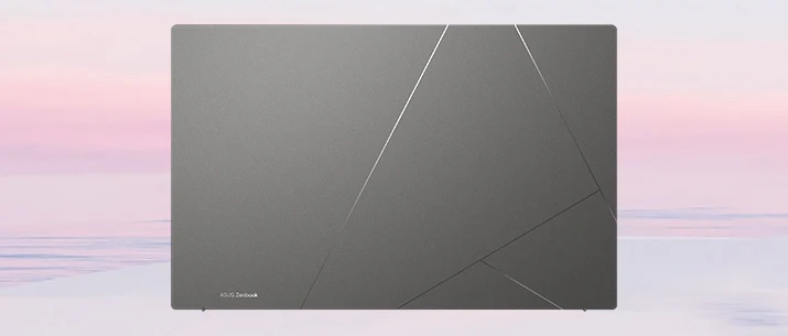 Låg på Asus Zenbook 15 OLED (UM3504DA)