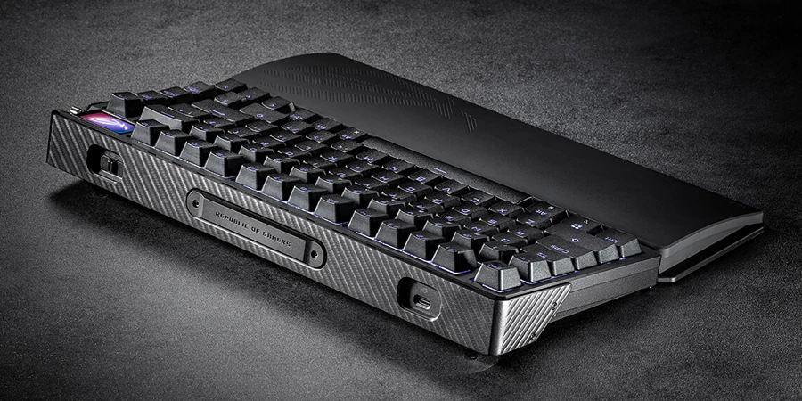 ROG Azoth Extreme keyboard